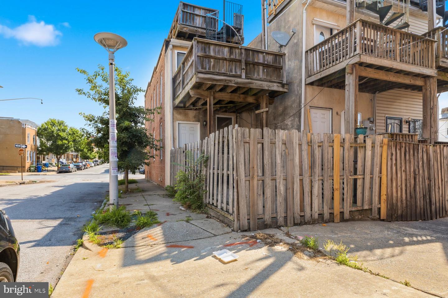 1309 W Ostend St Property Photo 24