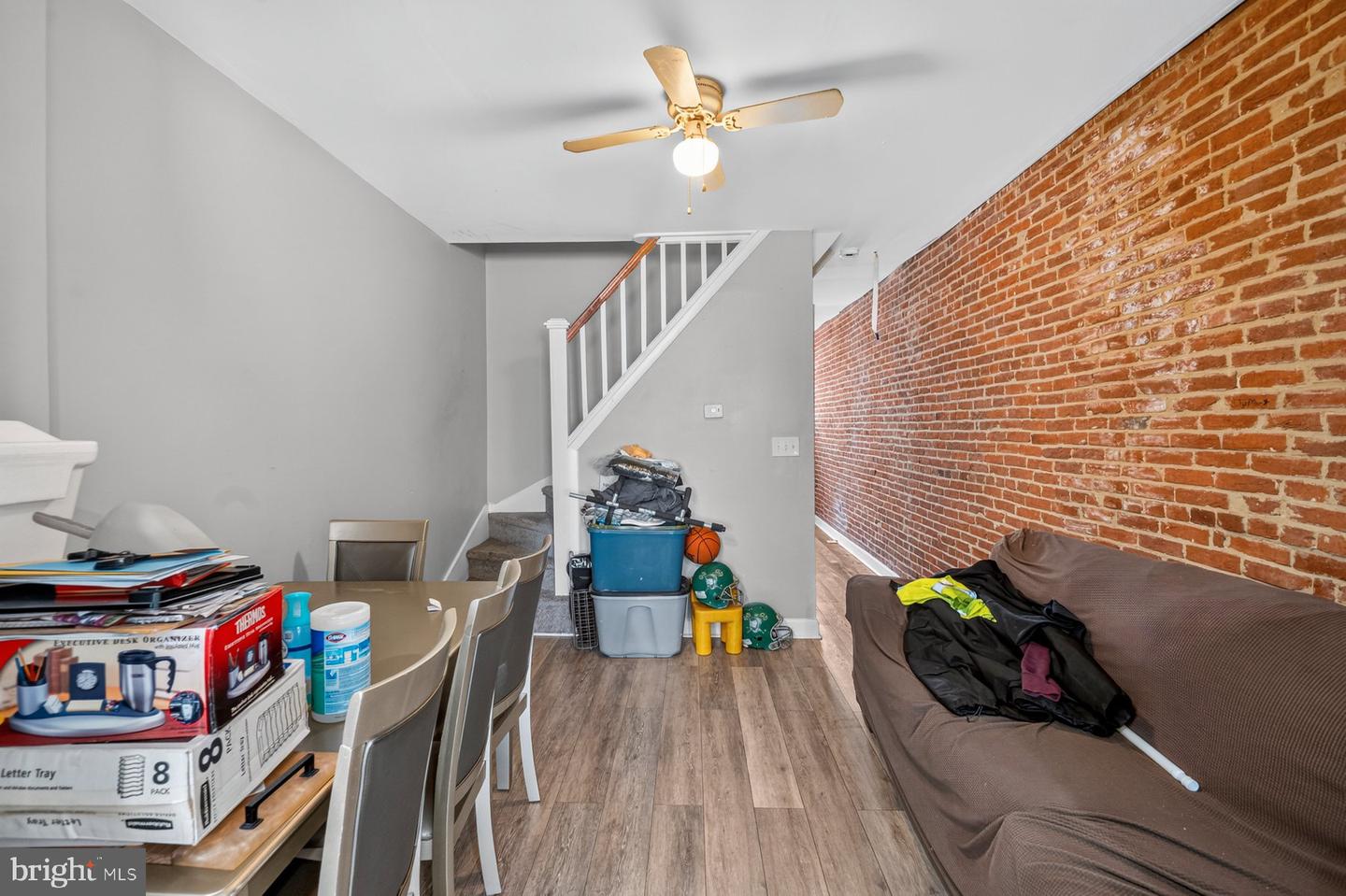 1245 Sargeant St Property Photo 9