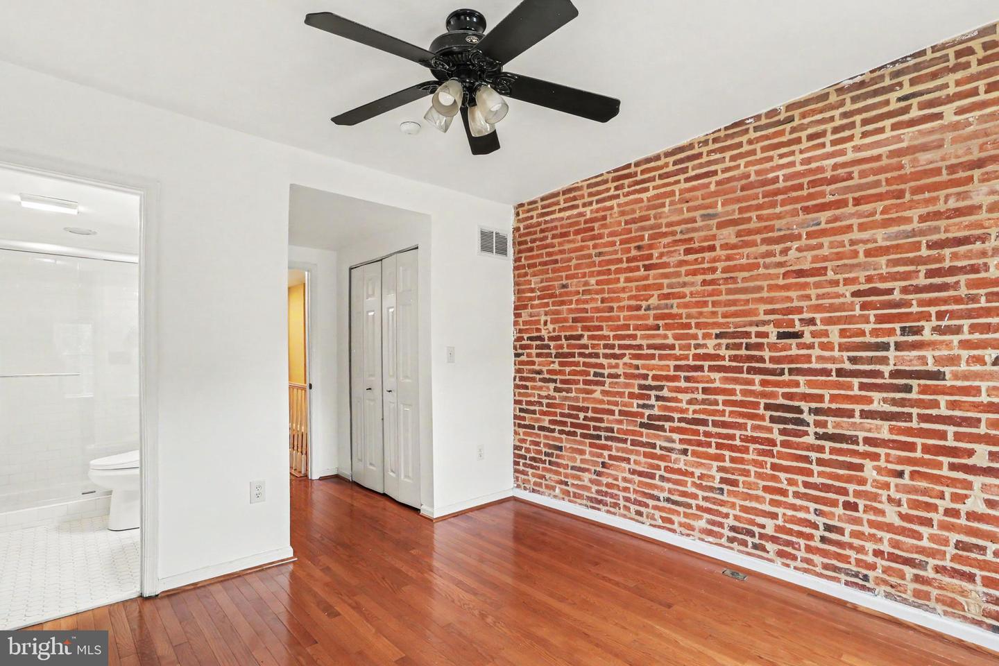 136 E Fort Ave Property Photo 18