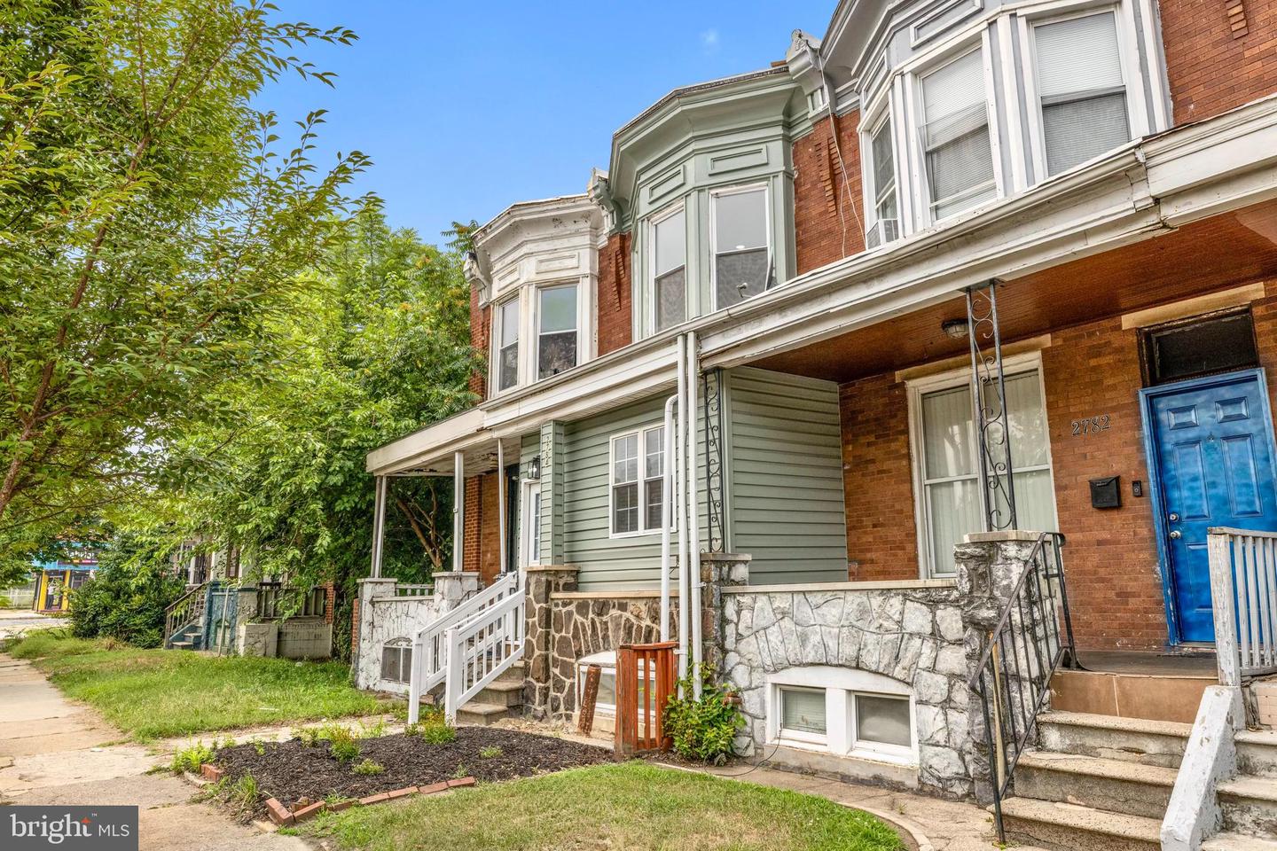 2784 W NORTH AVE