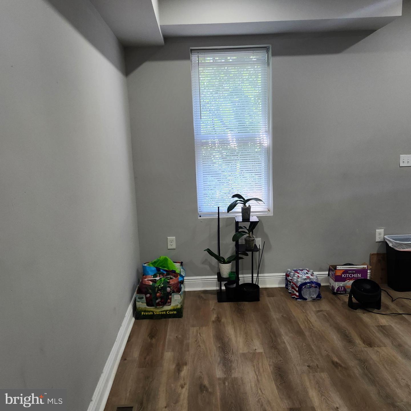 3928 6th St Property Photo 9