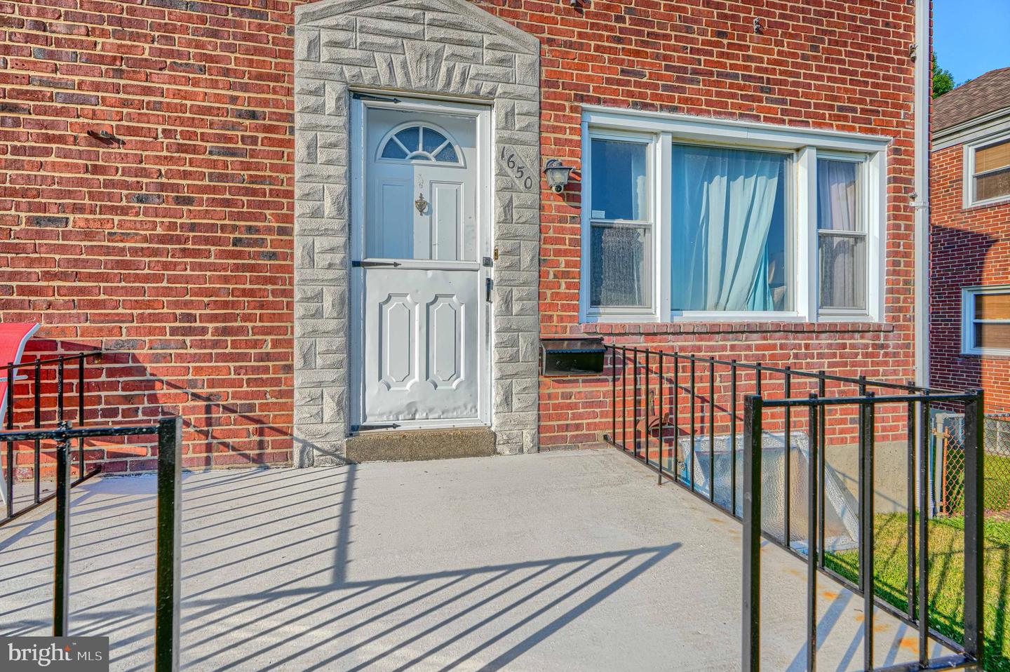 1650 Sherwood Ave Property Photo 7