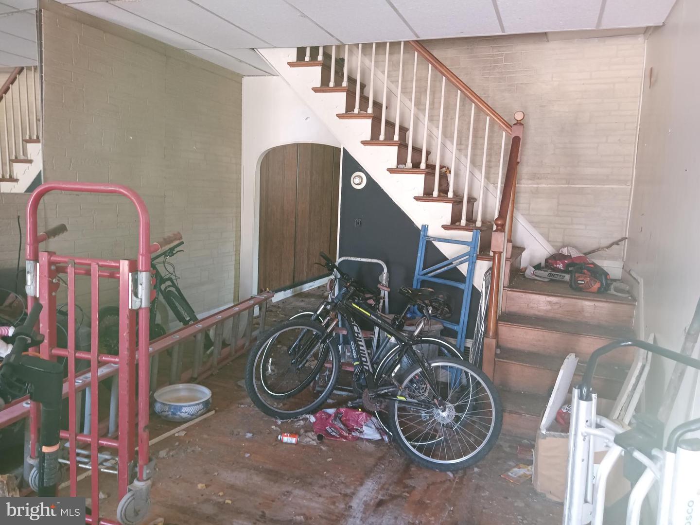 1641 Westwood Ave Property Photo 2