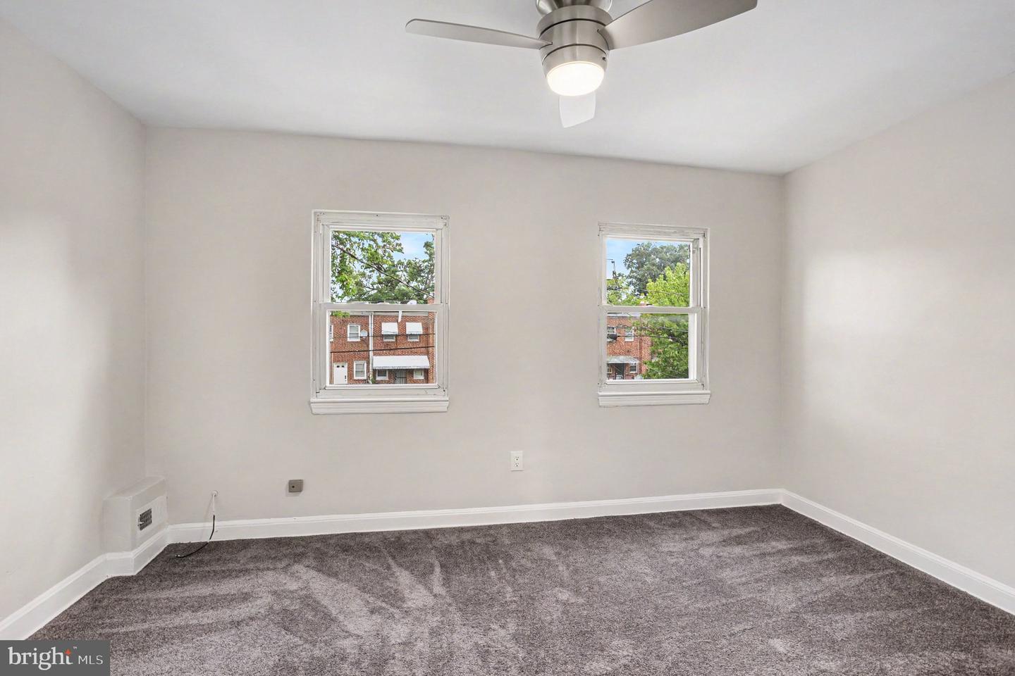 802 Glenwood Ave Property Photo 11