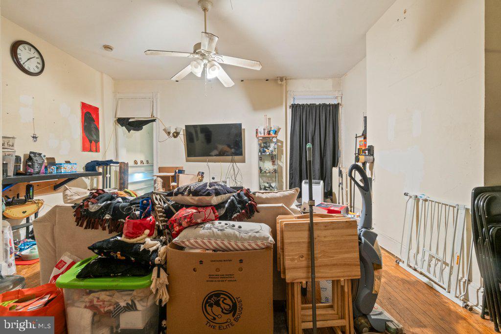 2810 Saint Paul St Property Photo 8
