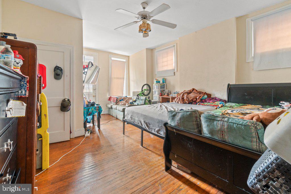 2810 Saint Paul St Property Photo 10