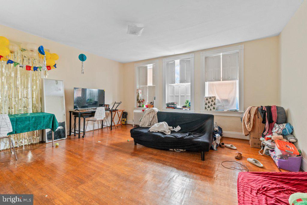 2810 Saint Paul St Property Photo 12