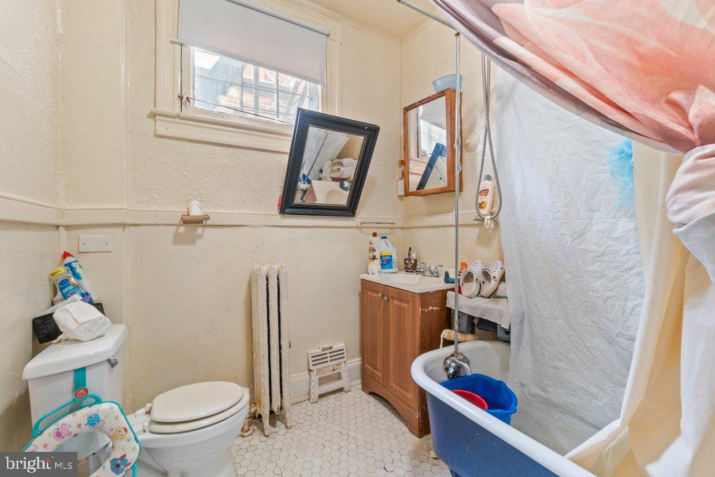 2810 Saint Paul St Property Photo 20