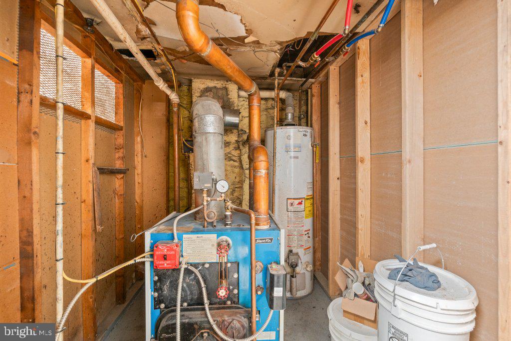 2810 Saint Paul St Property Photo 21