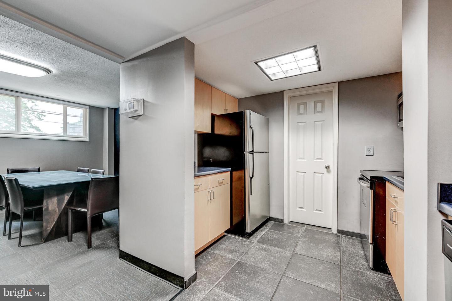 1 E University Pkwy #307 Property Photo 14