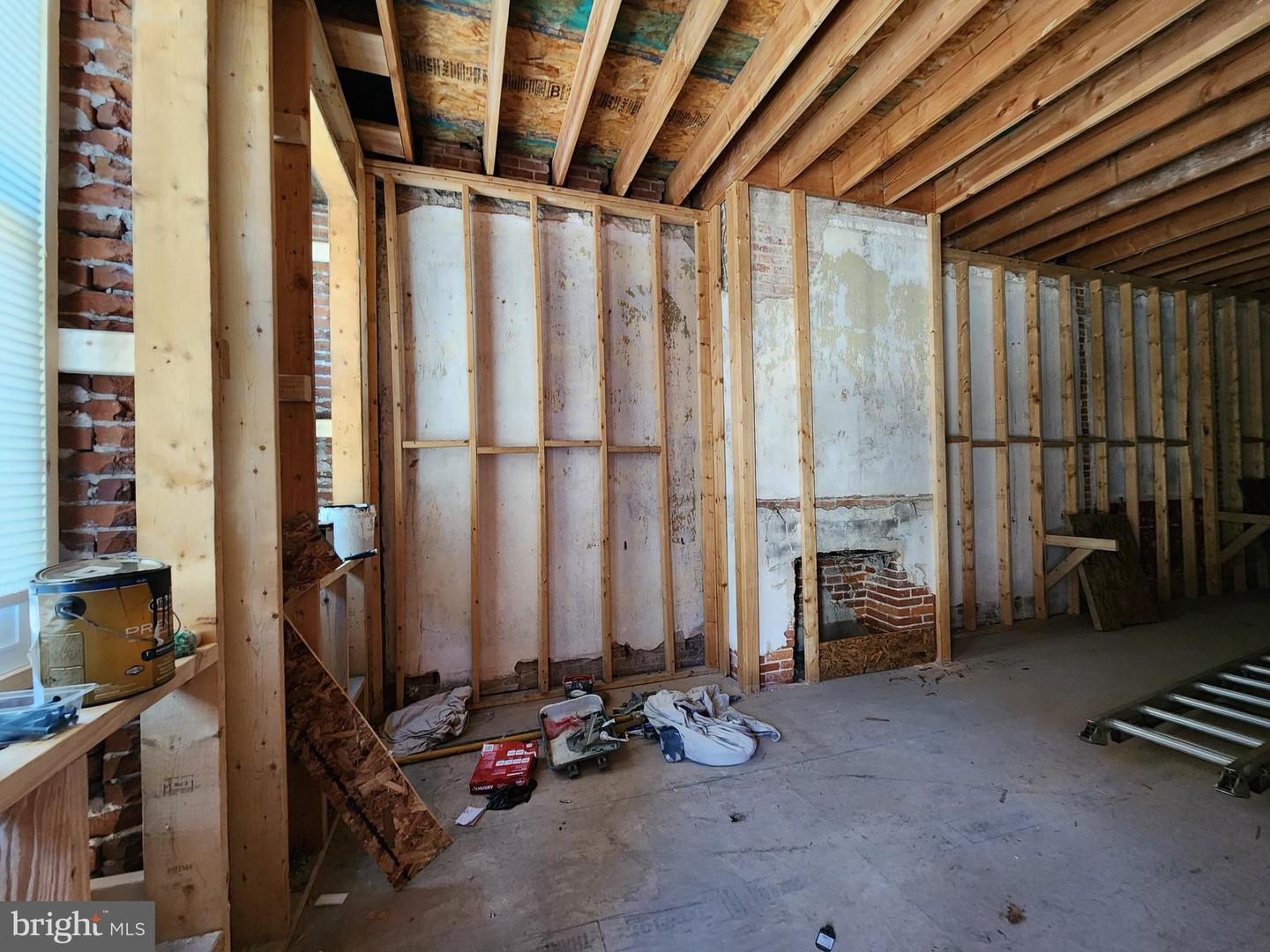 1003 Edmondson Ave Property Photo 6