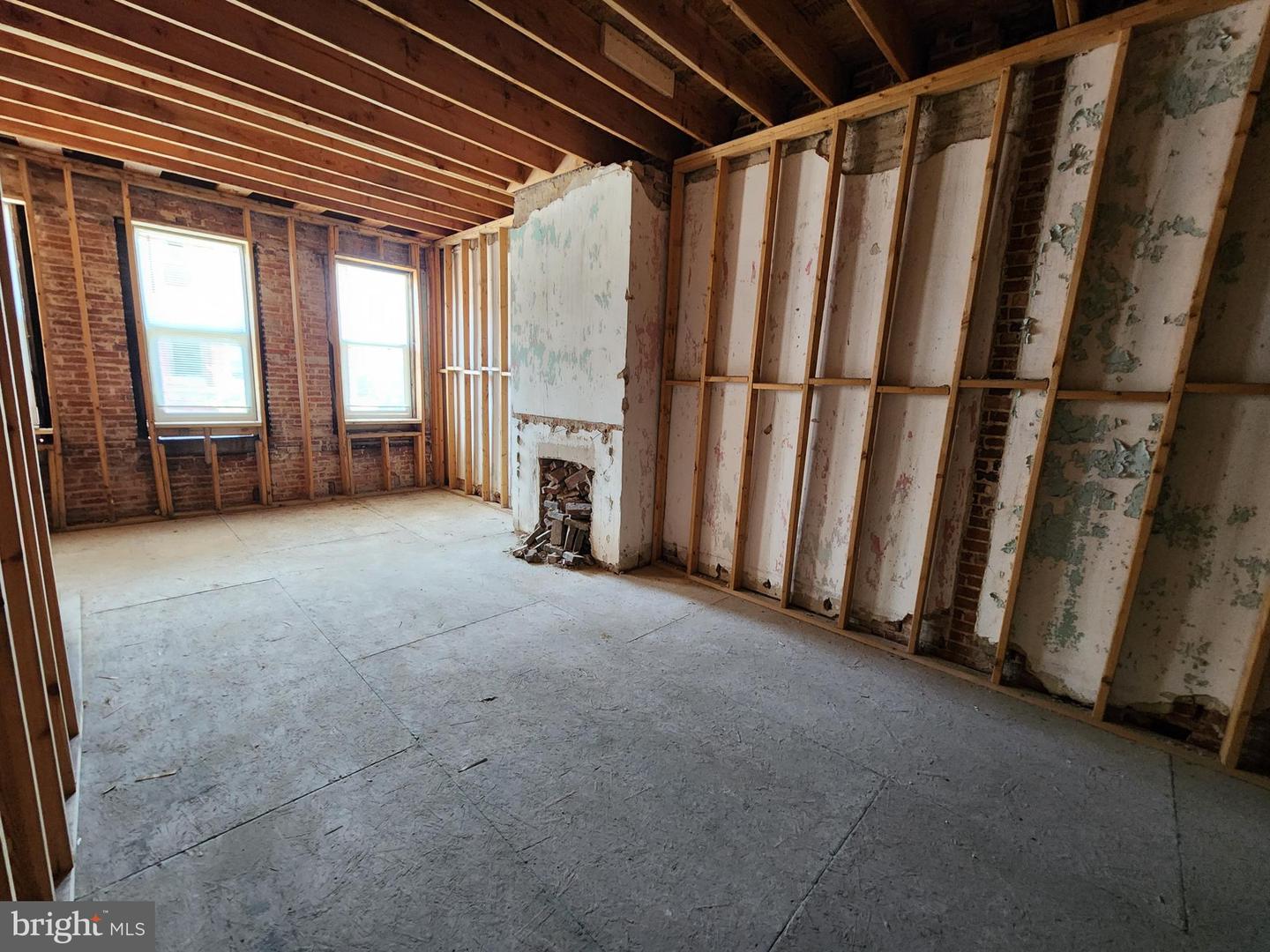 1003 Edmondson Ave Property Photo 15
