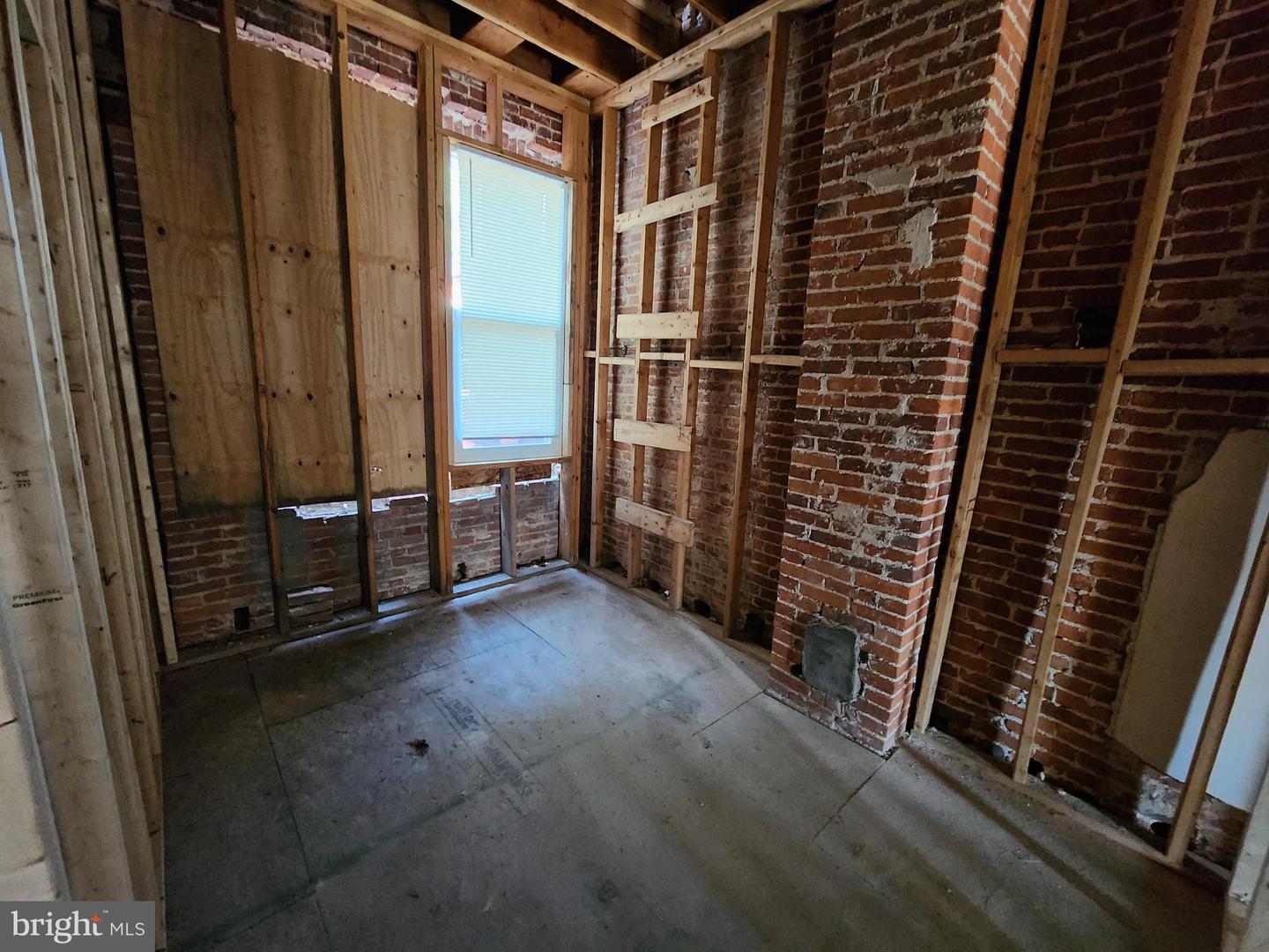 1003 Edmondson Ave Property Photo 19