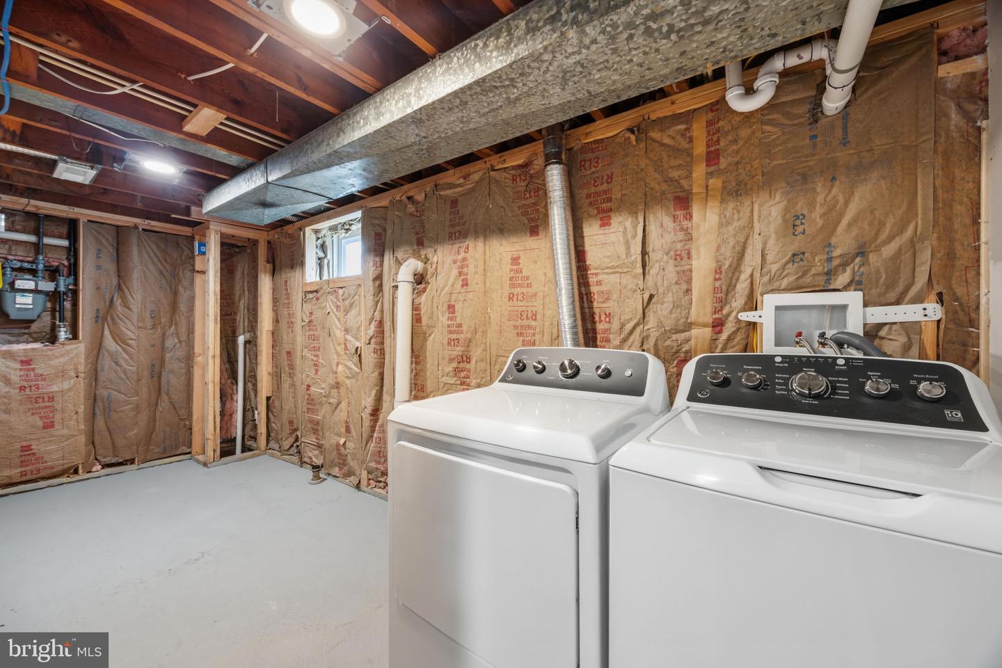 2524 Glencoe Rd Property Photo 38
