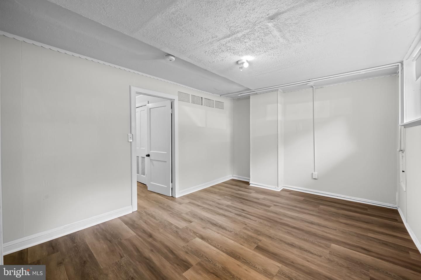 2720 N Calvert St #unit B Property Photo 9