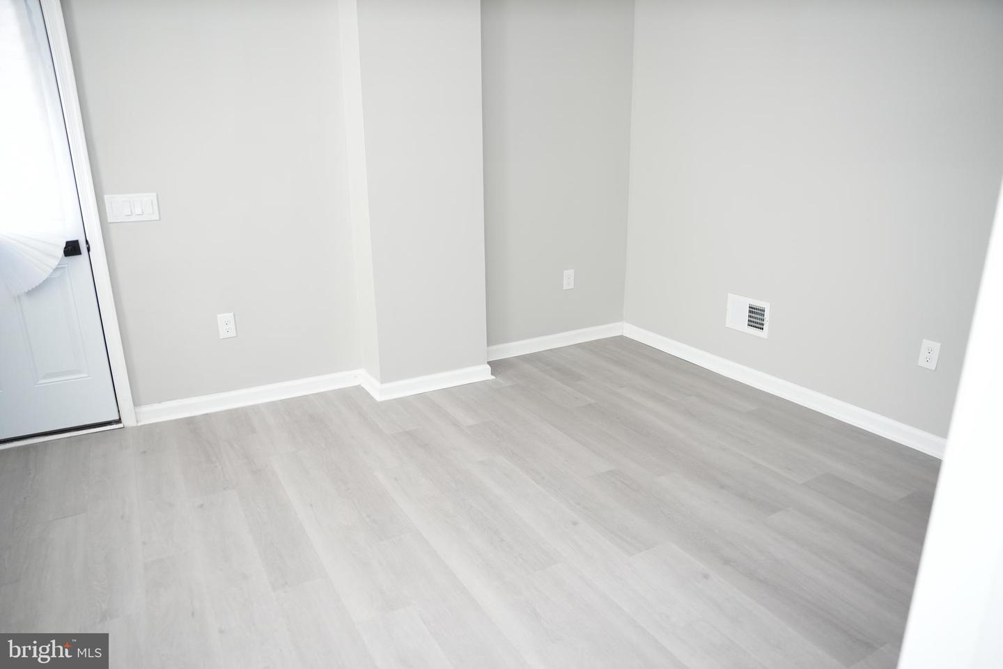 2710 Jefferson St Property Photo 12