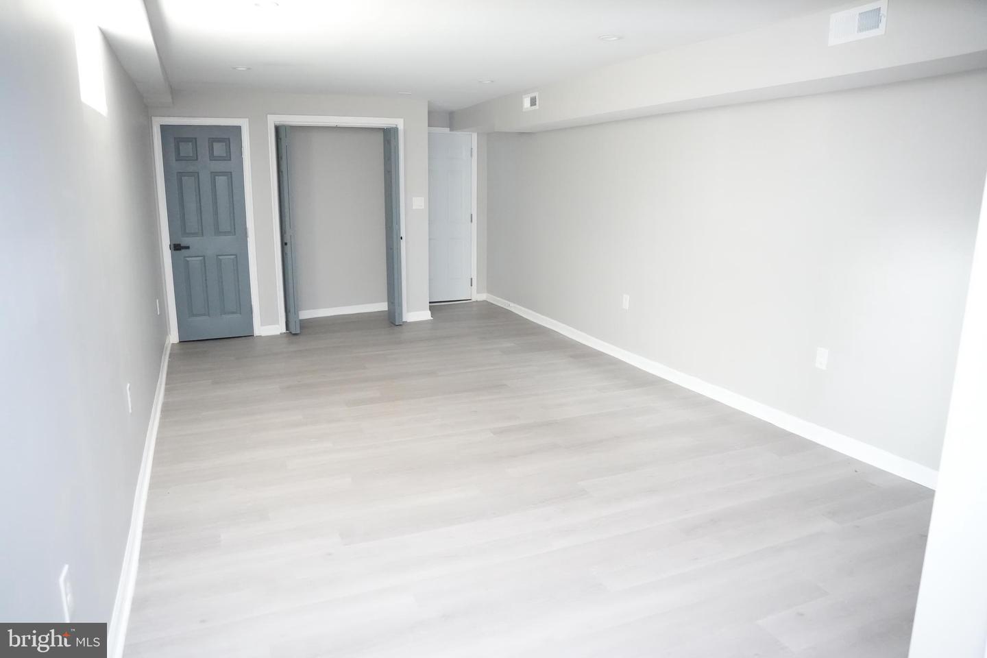 2710 Jefferson St Property Photo 22