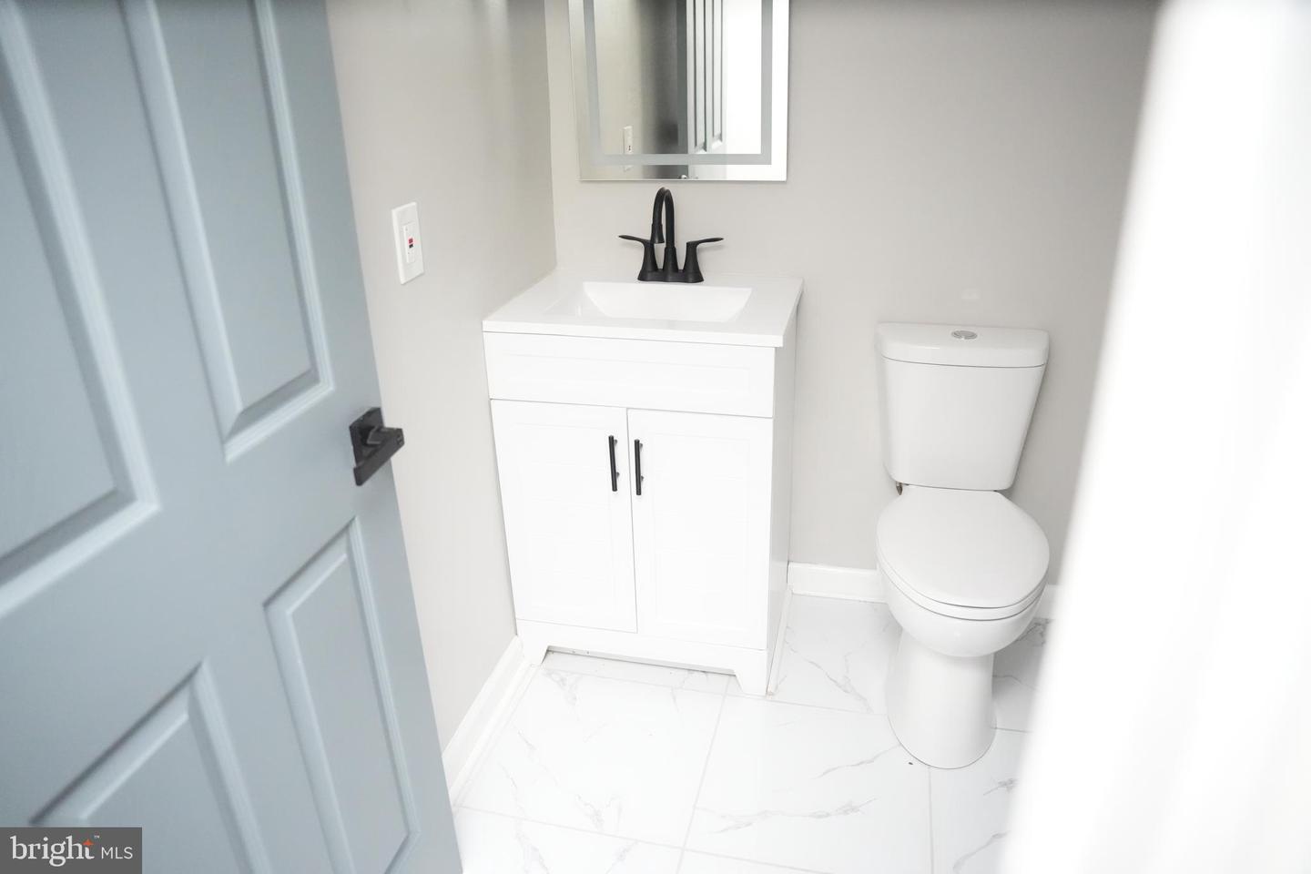 2710 Jefferson St Property Photo 24
