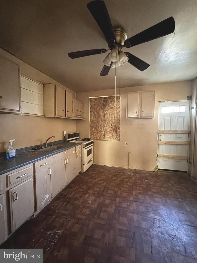 326 S Calhoun St Property Photo 6
