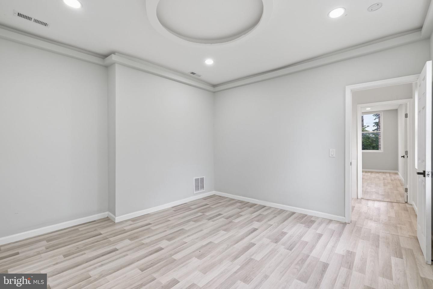 526 N Arlington Ave Property Photo 22