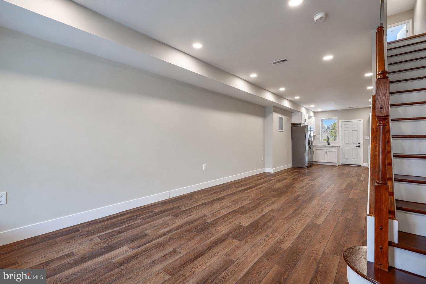 2824 Ashland Ave Property Photo 10