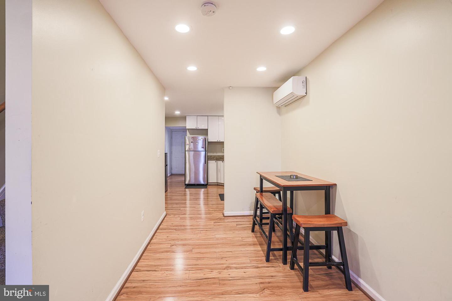 352 Woodyear St Property Photo 8
