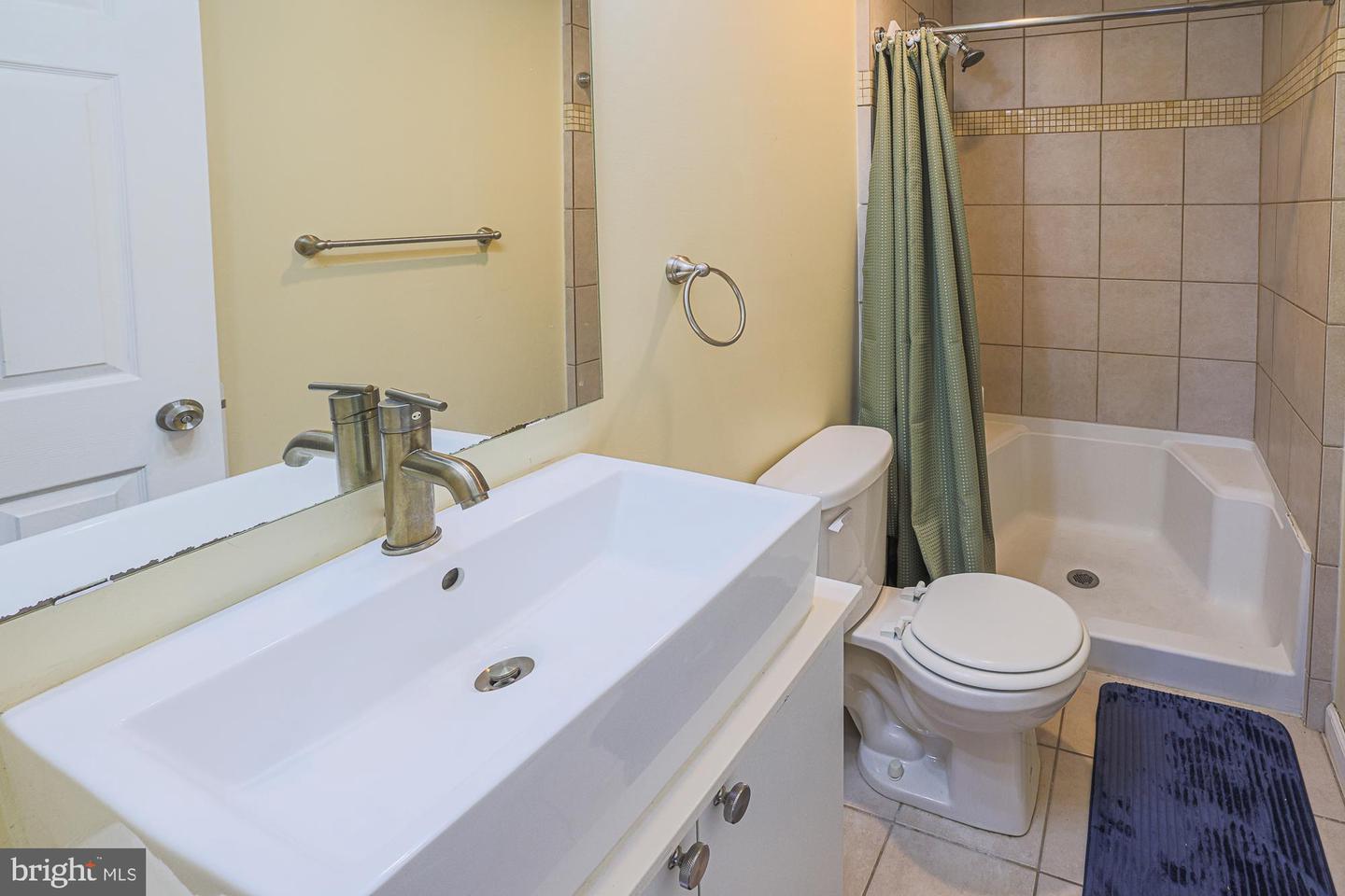 352 Woodyear St Property Photo 21