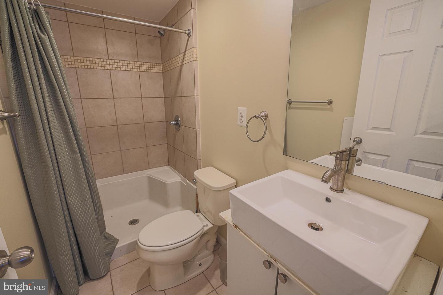 352 Woodyear St Property Photo 25