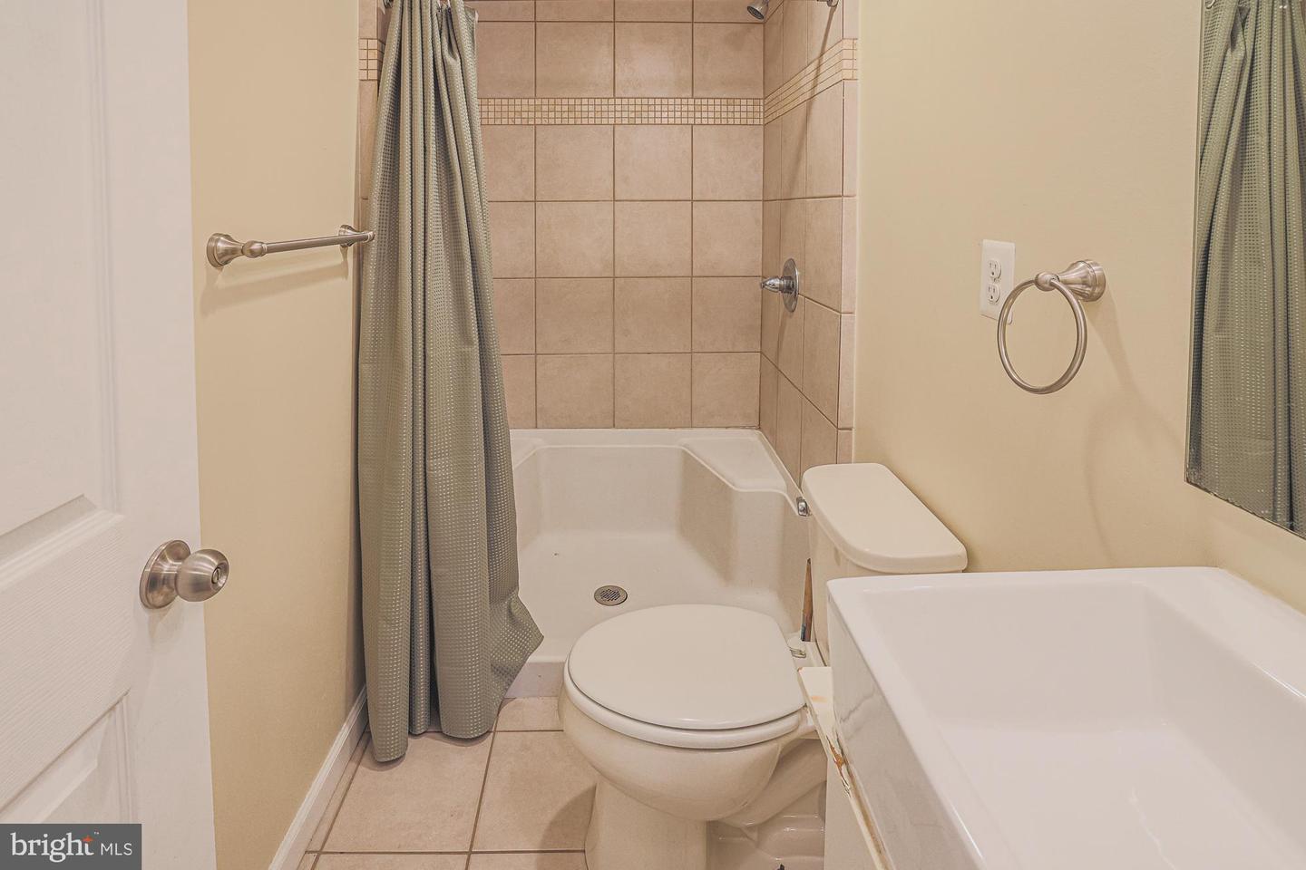 352 Woodyear St Property Photo 26