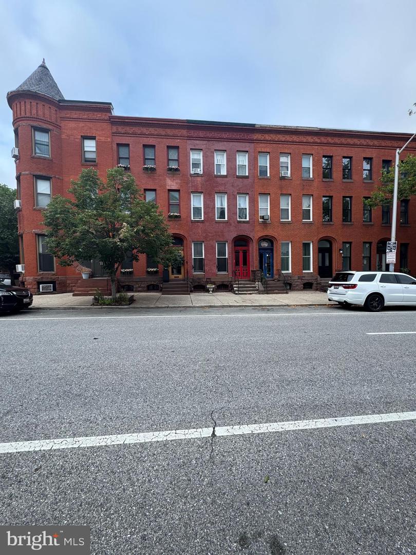 1504 Mcculloh St Property Photo 2