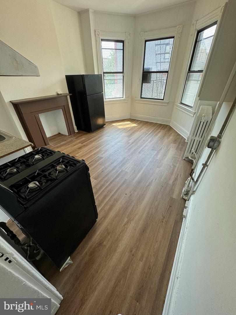 1504 Mcculloh St Property Photo 7