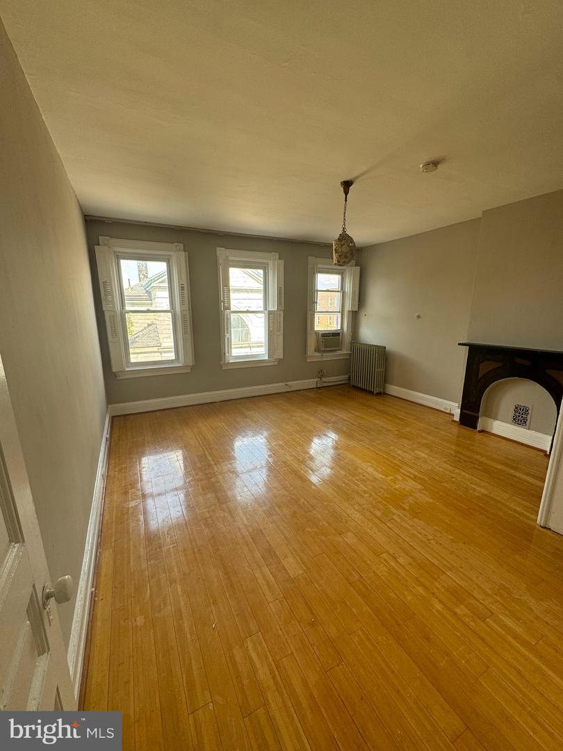 1504 Mcculloh St Property Photo 9