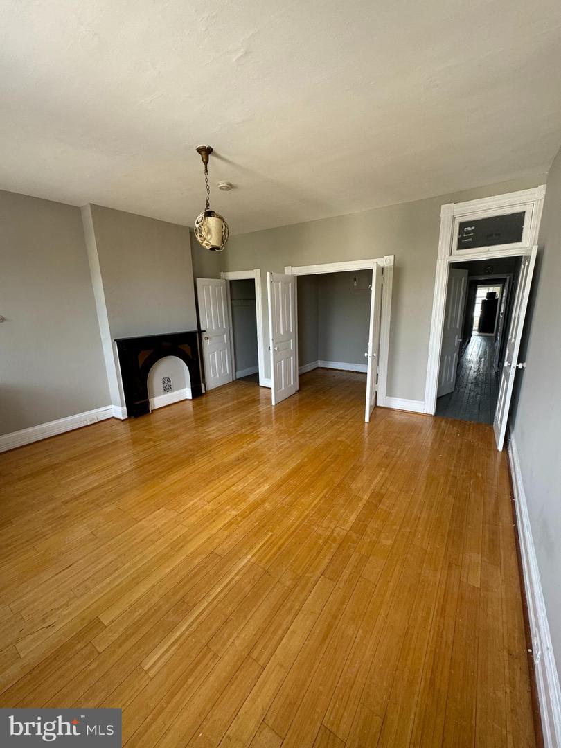 1504 Mcculloh St Property Photo 10