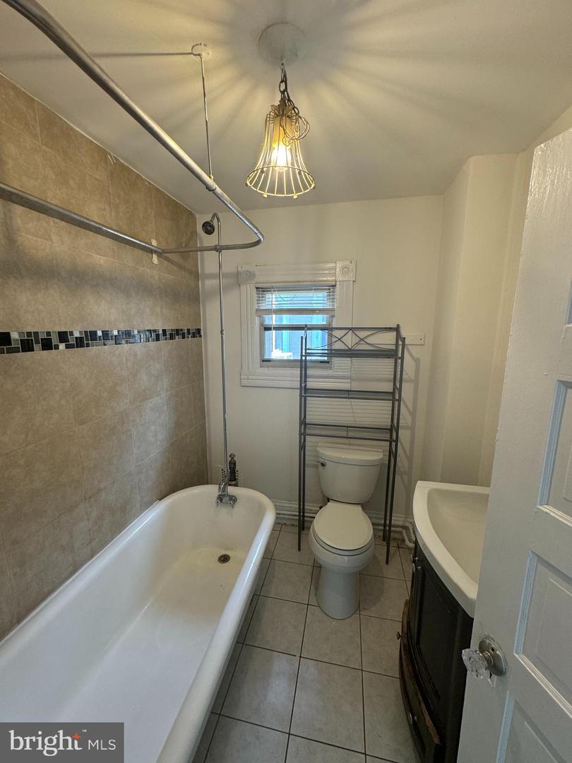 1504 Mcculloh St Property Photo 14