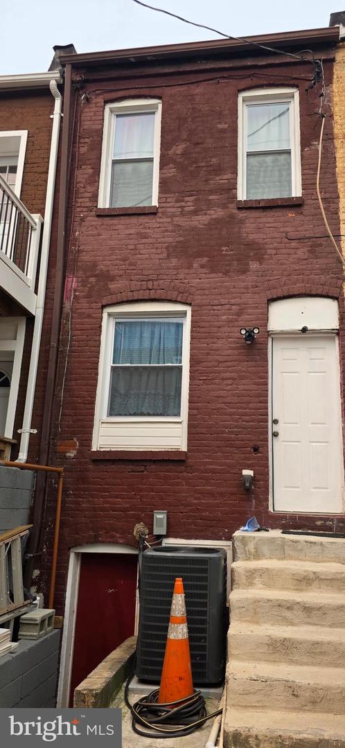 205 N Ellwood Ave Property Photo 18