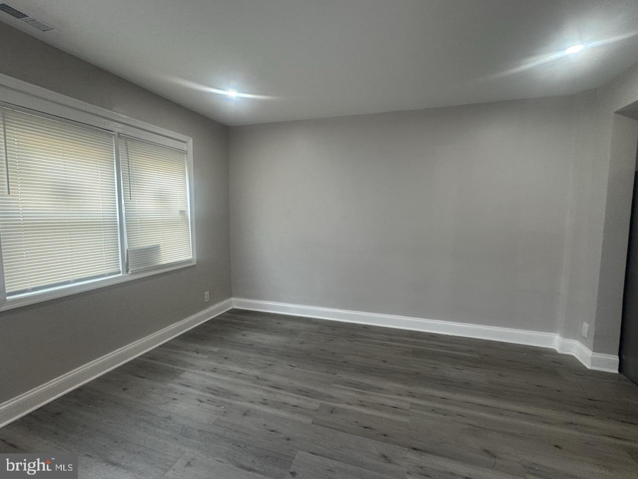 2841 Oakford Ave Property Photo 17