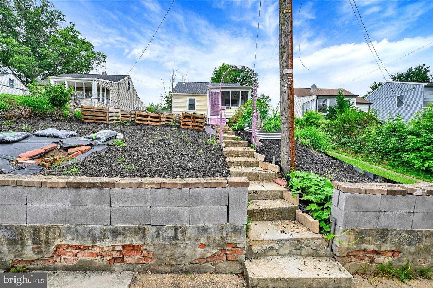 4413 Saint Georges Ave Property Photo 2