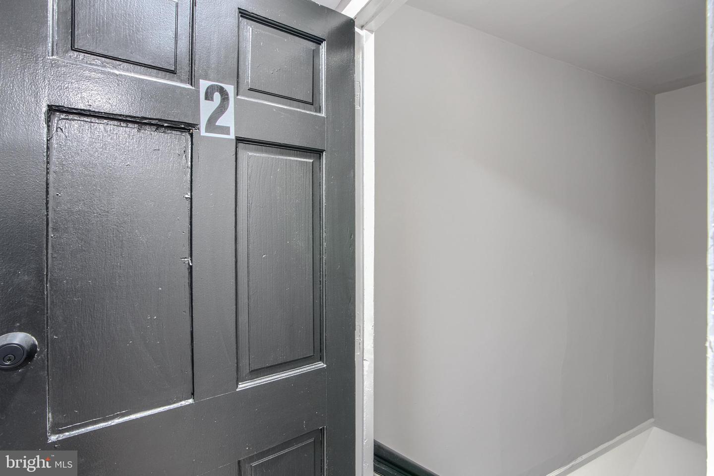 3807 Fleetwood Ave #2 Property Photo 6
