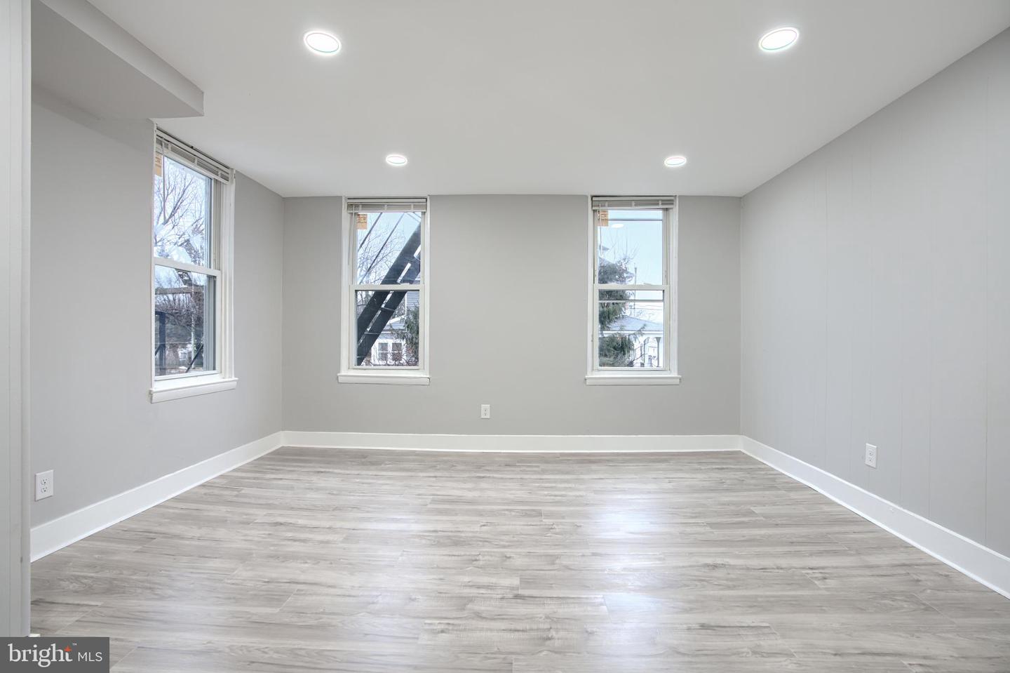 3807 Fleetwood Ave #2 Property Photo 8