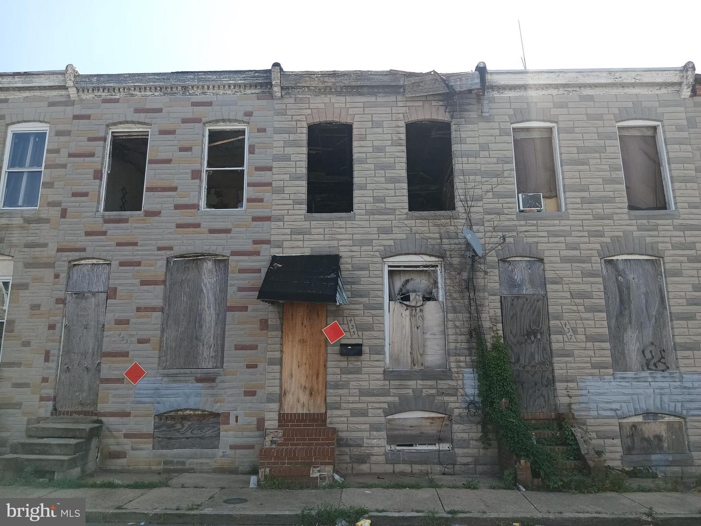 435 Furrow St Property Photo 2