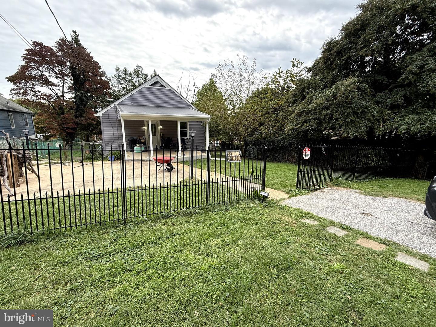 5818 Benton Heights Ave Property Photo 4