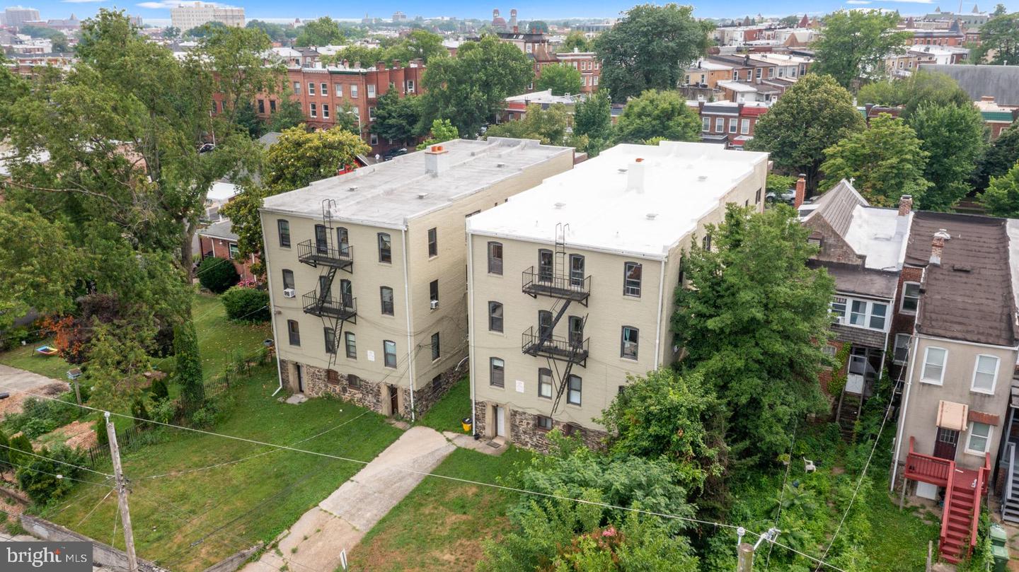 2111 Park Ave Property Photo 5