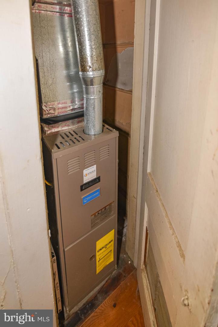2111 Park Ave Property Photo 28