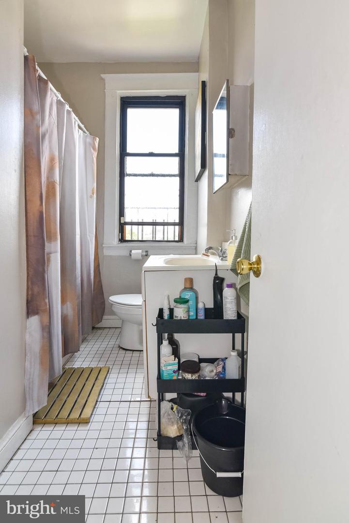 2111 Park Ave Property Photo 47