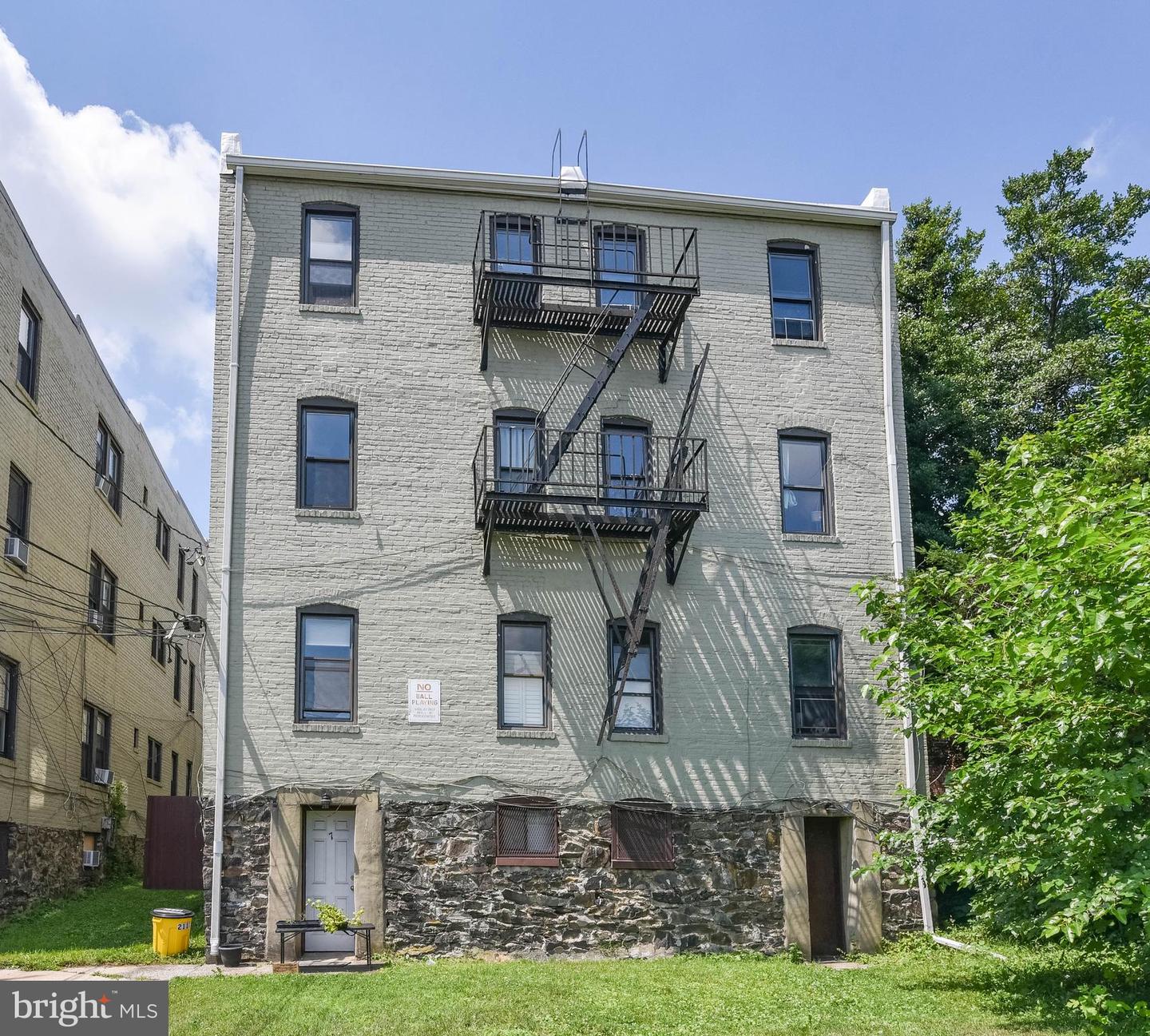 2111 Park Ave Property Photo 51