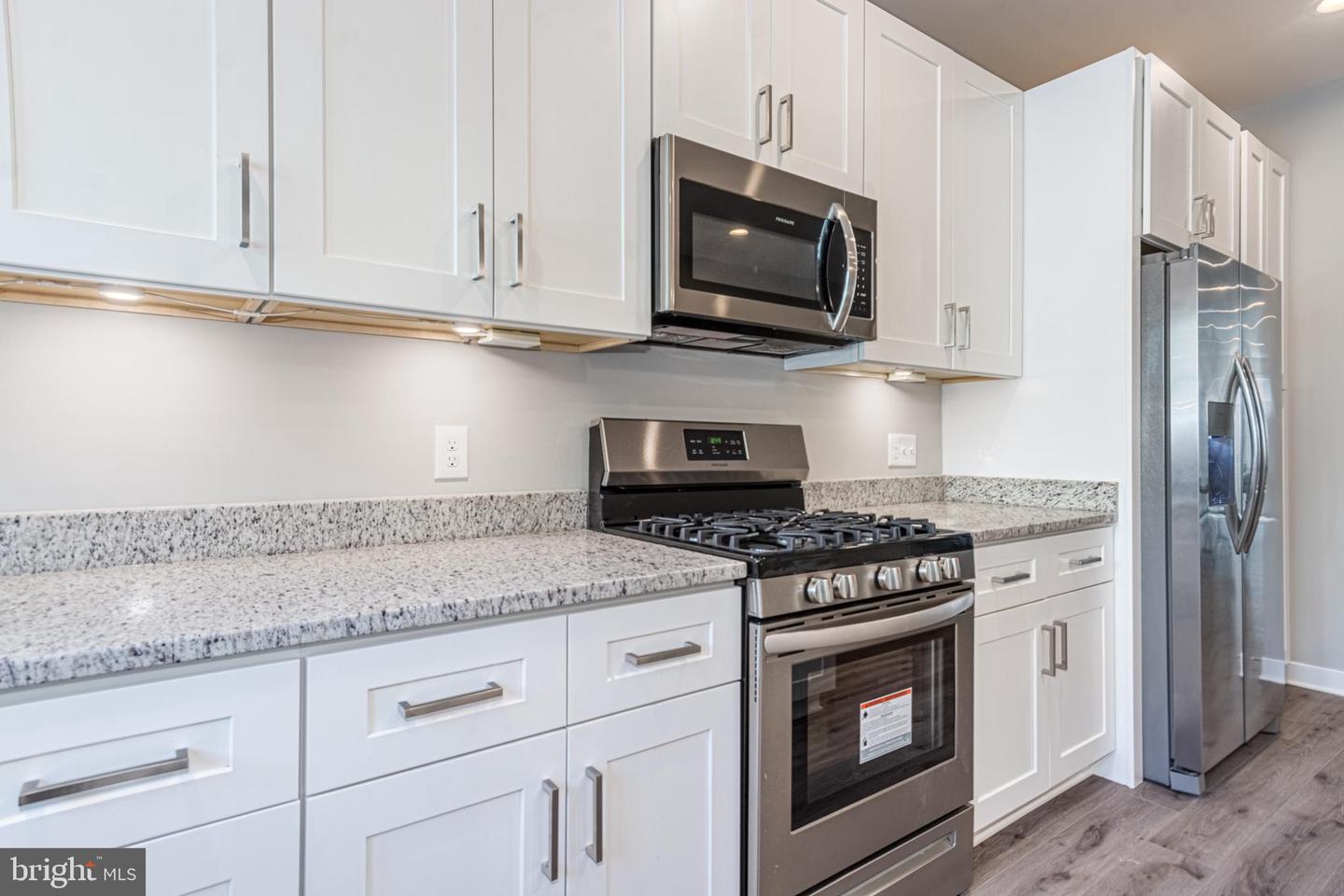 1404 Druid Hill Ave Property Photo 12