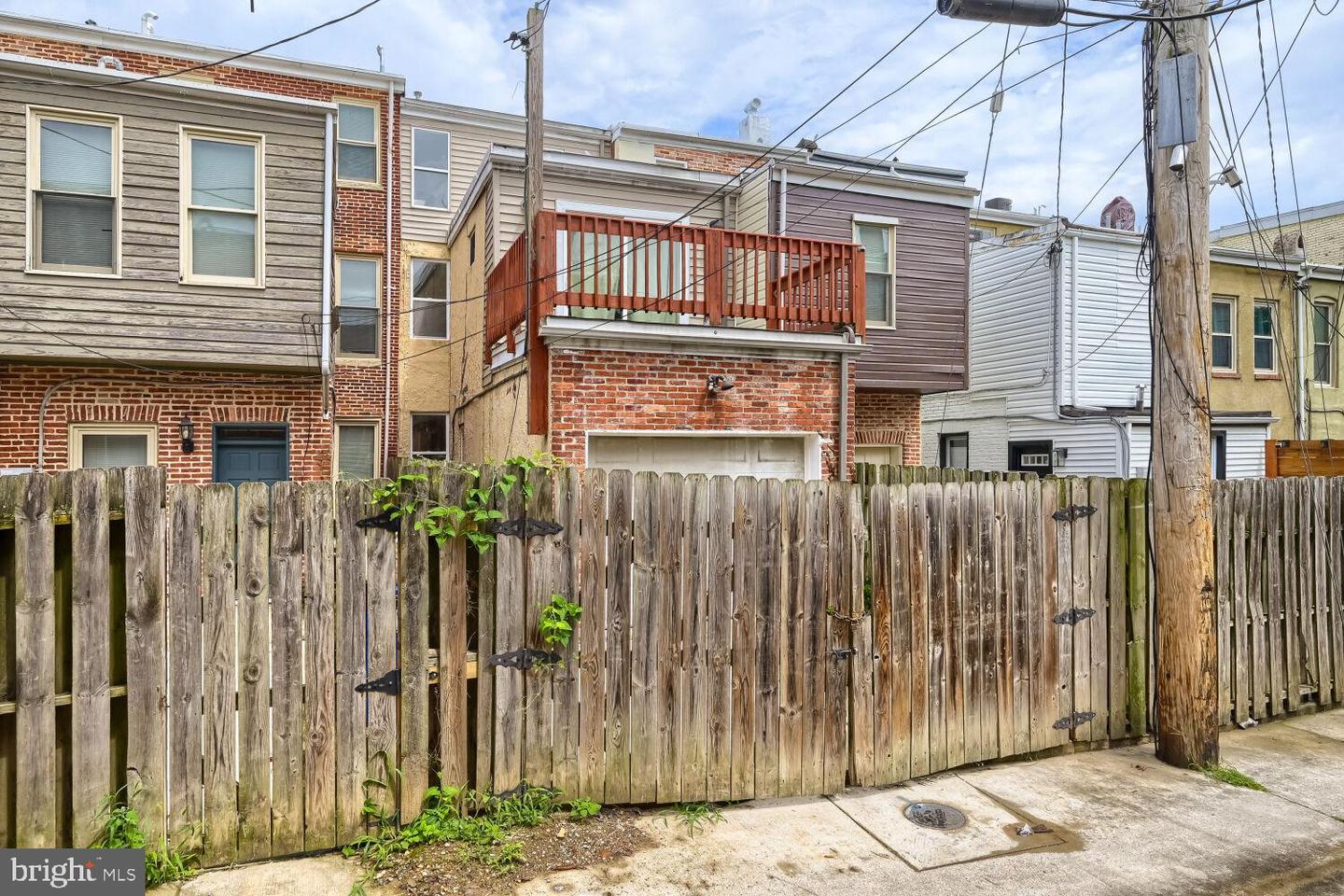1228 N Broadway Property Photo 28