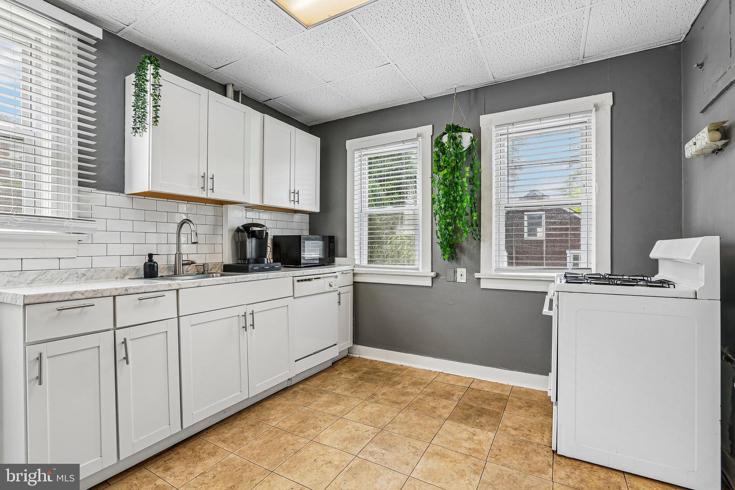 1301 Appleby Ave Property Photo 14