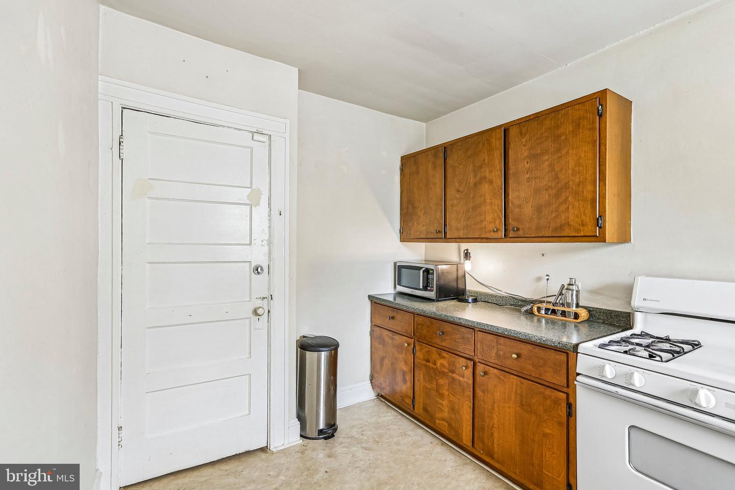 1301 Appleby Ave Property Photo 31