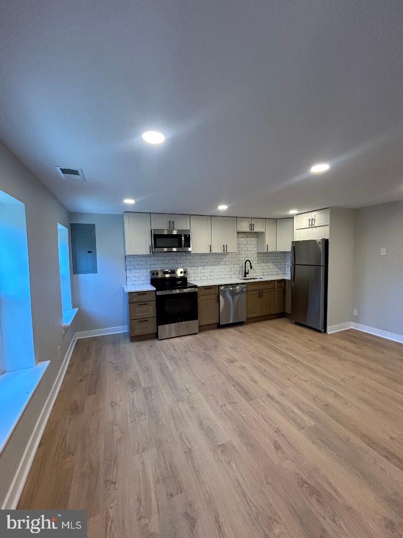 1130 LIGHT ST #2 Property Photo 1